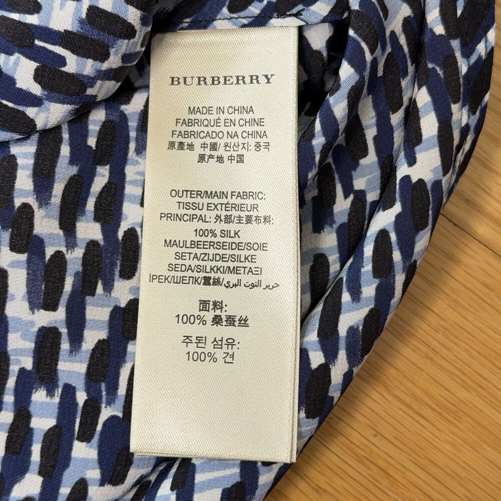 Burberry Brit Sleeveless Silk Blouse Abstract Animal Print XL EUC Quiet Luxury - Picture 6 of 12
